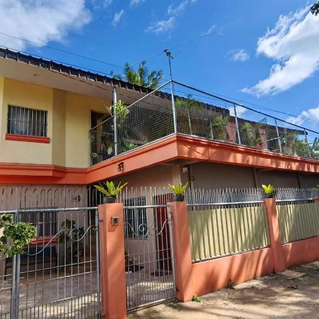 Las Residencias Bed And Breakfast Puerto Princesa Екстериор снимка