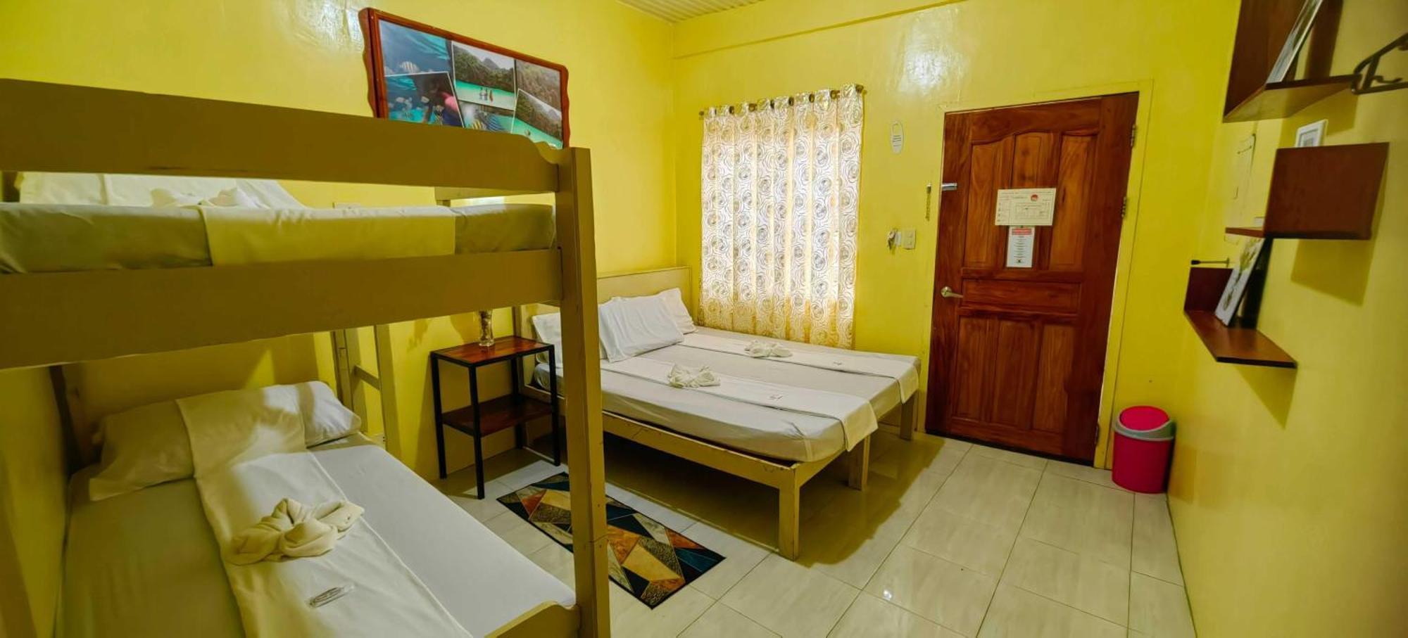 Las Residencias Bed And Breakfast Puerto Princesa Екстериор снимка